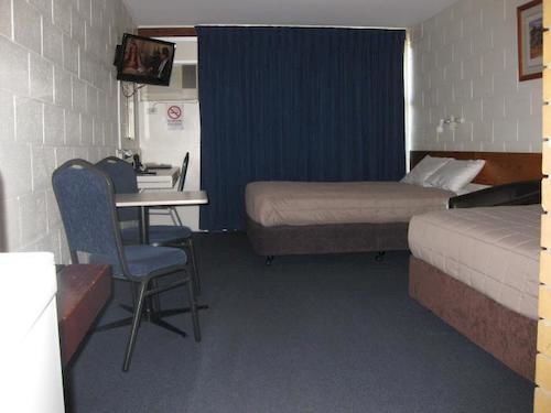 Central Motel איפסוויץ' מראה חיצוני תמונה