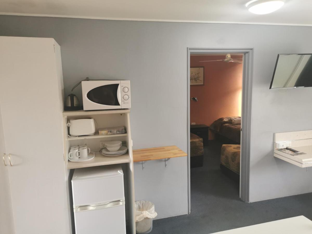 Central Motel איפסוויץ' מראה חיצוני תמונה